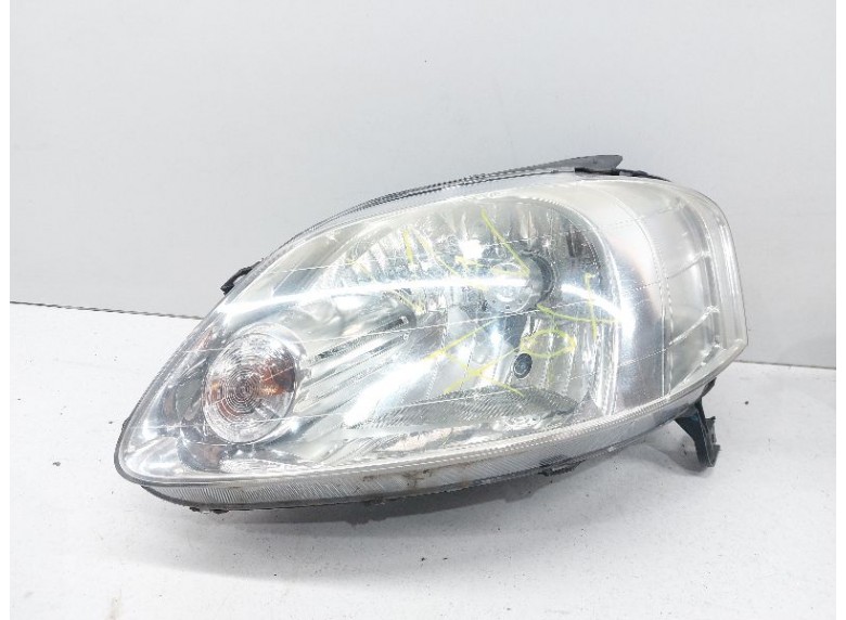 Фара левая к Volkswagen Fox