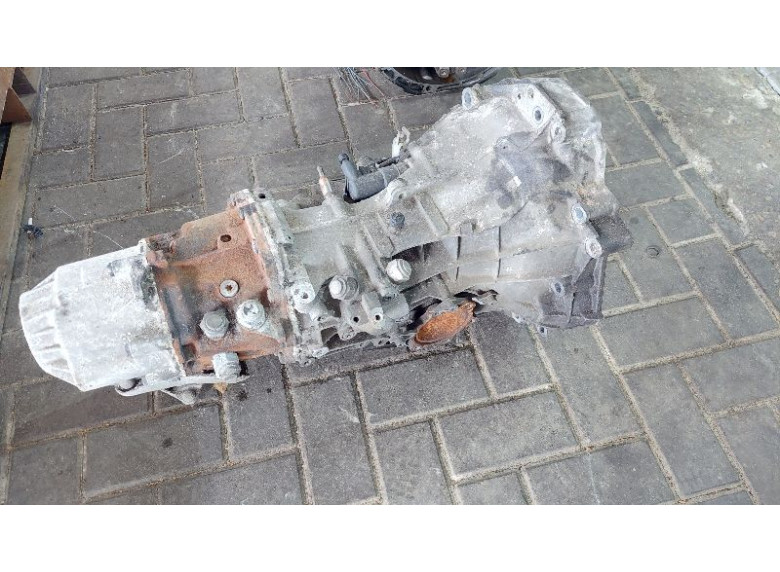 КПП механическая (МКПП) к Audi A4, 2004г.
