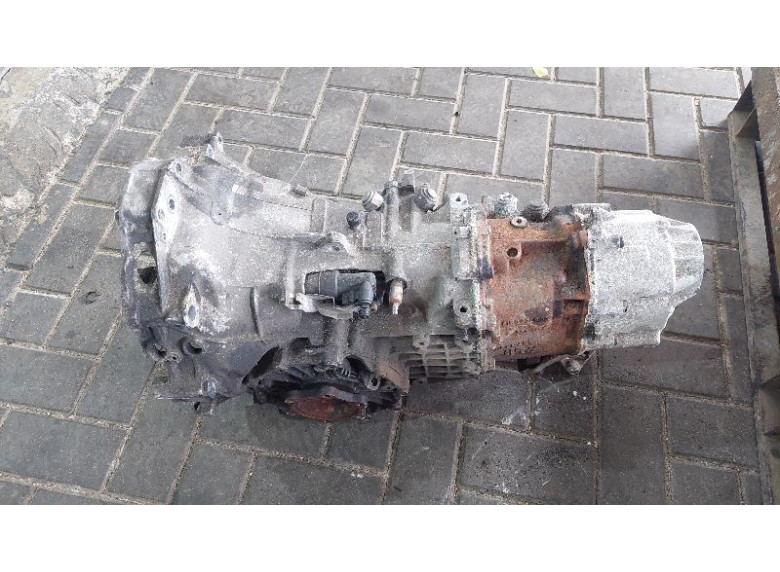 КПП механическая (МКПП) к Audi A4, 2004г.