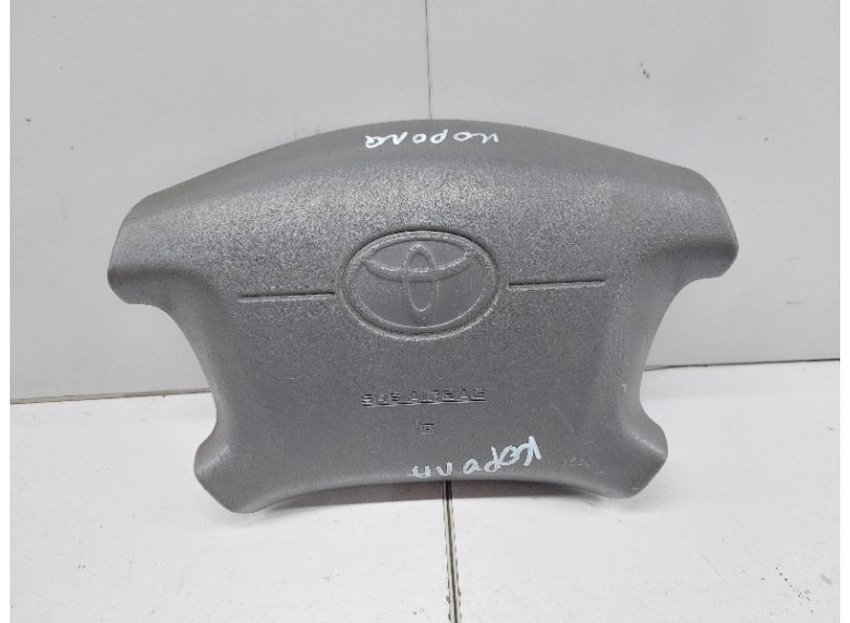 Подушка безопасности водителя к Toyota Corolla, 1997г.