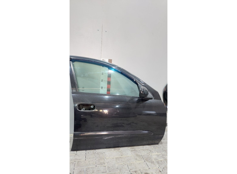 Стеклоподъемник электрический передний правый к Nissan Almera, 2004г.