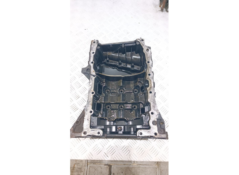 Поддон к Renault Trafic, 2008г.