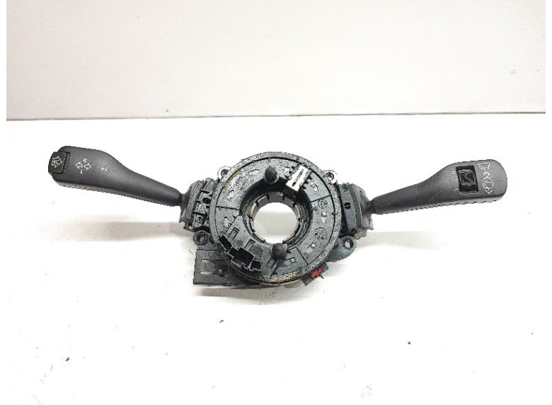Переключатель подрулевой (стрекоза) к BMW 5 E39, 2001г.
