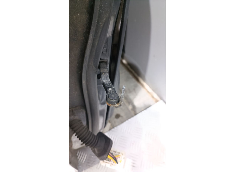 Ограничитель открывания двери передней к Hyundai Coupe