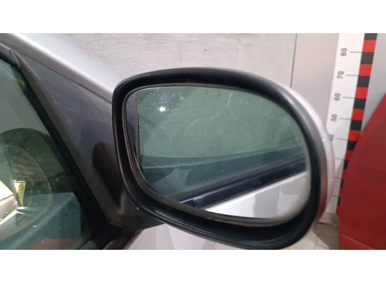 Зеркало наружное правое к Nissan Almera Tino, 2002г.