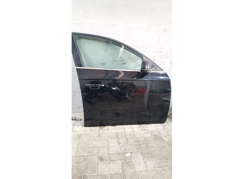 Дверь передняя правая к Audi A4, 2011г.