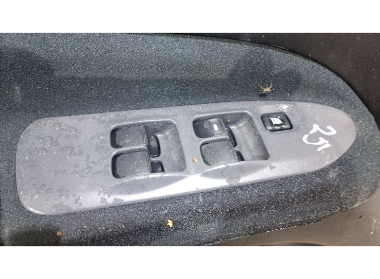Блок управления стеклоподъемниками к Mitsubishi Lancer, 2006г.