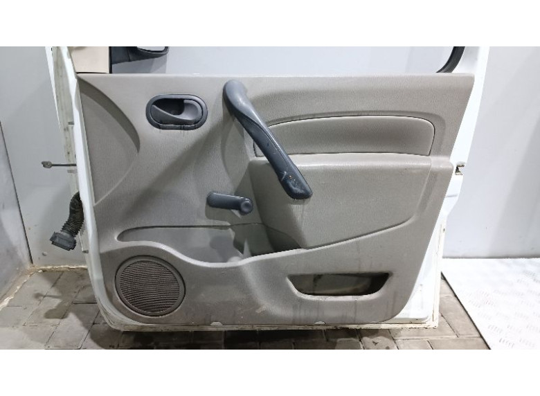 Стеклоподъемник передний правый к Renault Kangoo, 2008г.