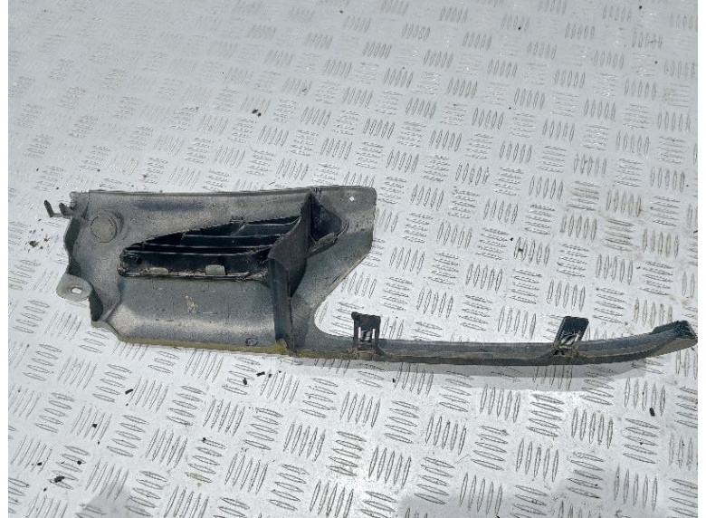 Решетка радиатора к Renault Megane, 1996г.