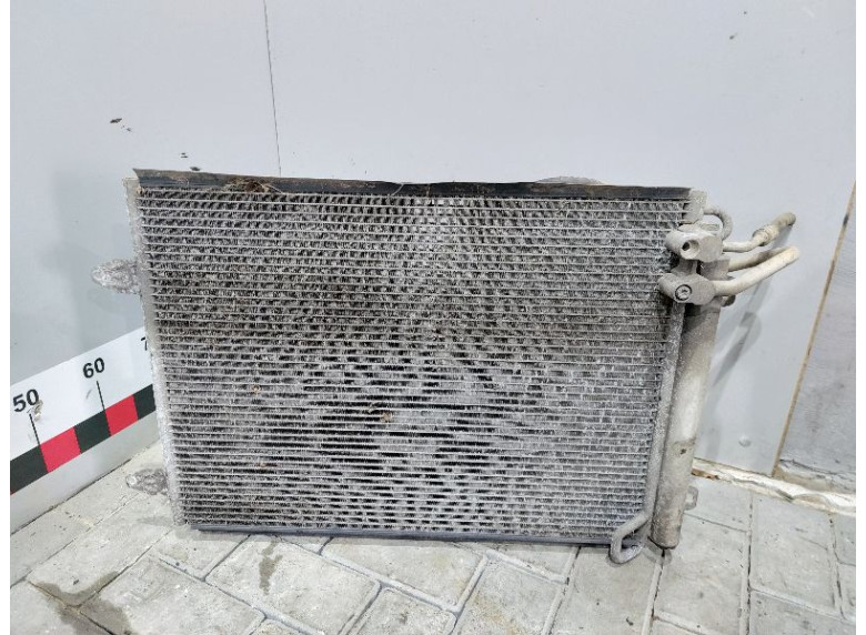 Радиатор кондиционера к Volkswagen Passat, 2007г.