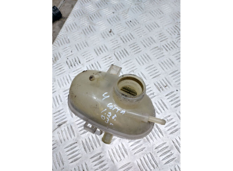 Бачок расширительный к Opel Corsa, 2003г.