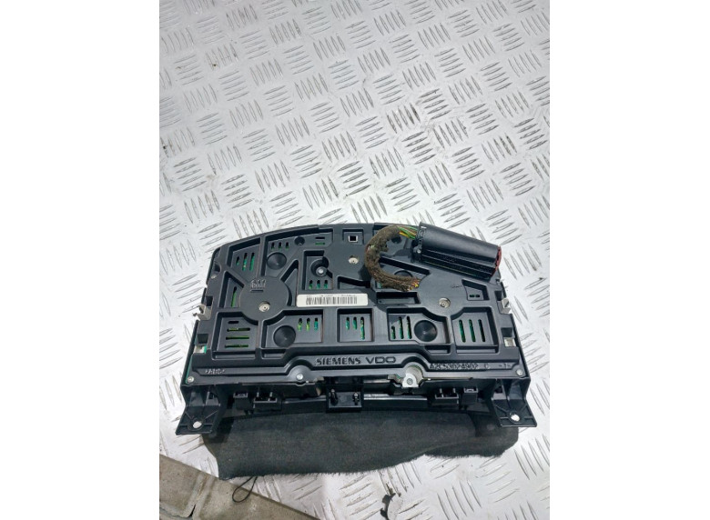 Щиток приборов (приборная панель) к Opel Astra, 2004г.