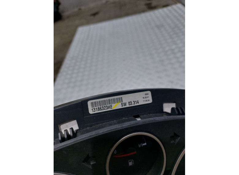 Щиток приборов (приборная панель) к Opel Astra, 2004г.