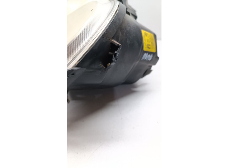 Фара правая к Volkswagen Polo, 2003г.