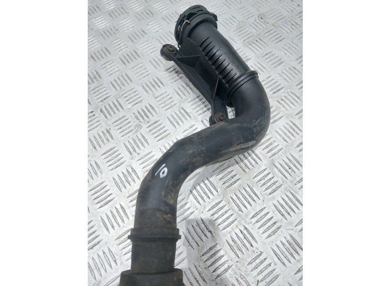 Патрубок турбины к Volkswagen Passat, 2007г.