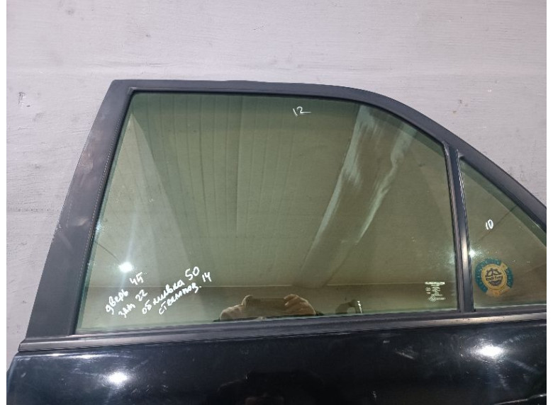 Стекло двери задней левой к Lexus RX