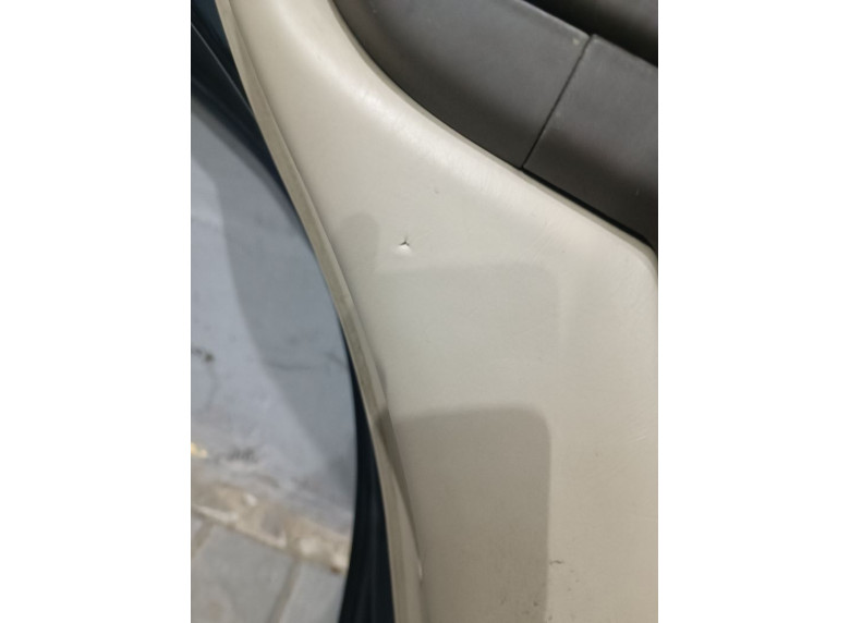 Обшивка двери задней левой (дверная карта) к Обшивка двери задней левой (дверная карта) к Lexus RX undefined г. RX