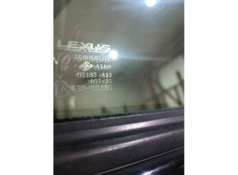 Форточка задняя правая к Lexus RX, 2003г.