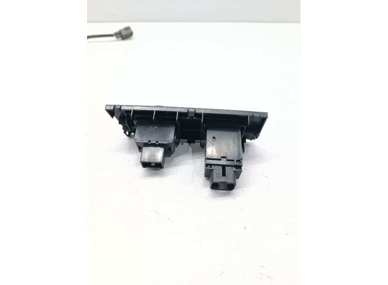 Разъем AUX / USB к Pontiac Vibe, 2005г.