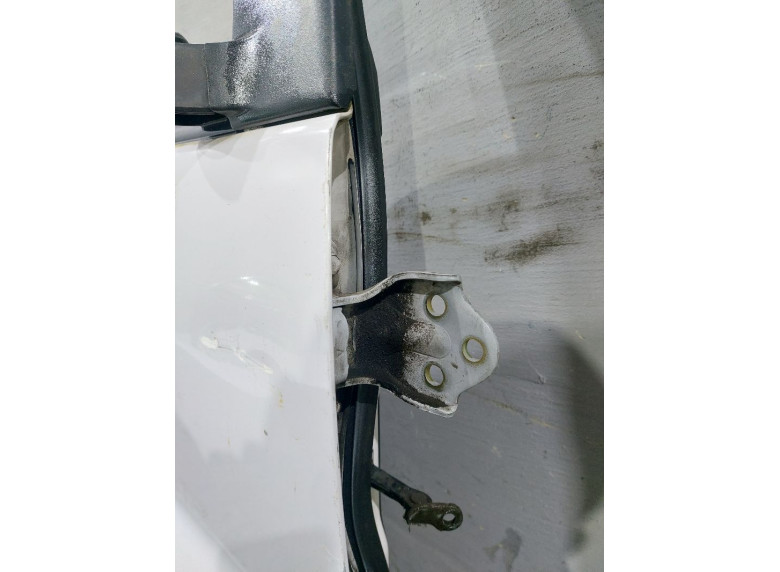 Петля двери передней правой к Hyundai H1, 2004г.
