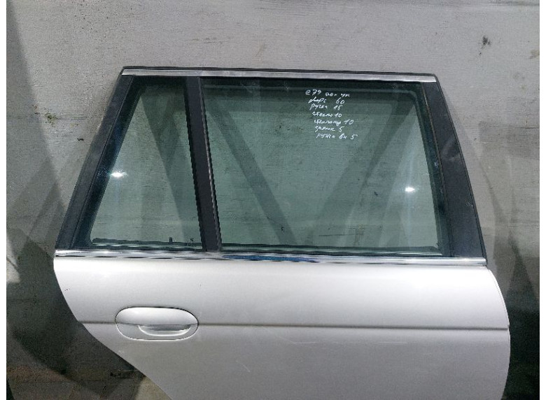 Стекло двери задней правой к BMW 5 E39, 2001г.