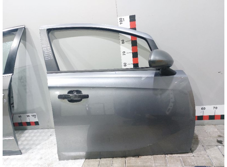Стекло двери передней правой к Opel Corsa, 2017г.