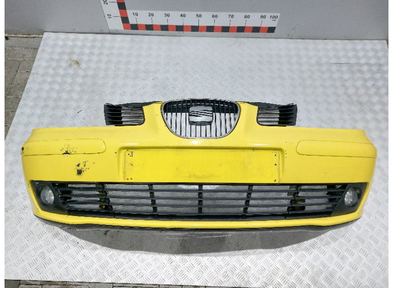 Бампер передний к Seat Ibiza, 2003г.