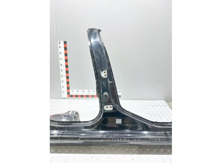 Стойка кузовная центральная правая к Peugeot 308