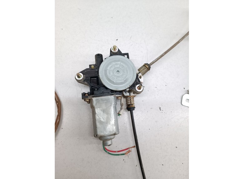 Стеклоподъемник электрический передний левый к Стеклоподъемник электрический передний левый к Suzuki Aerio undefined г. Aerio