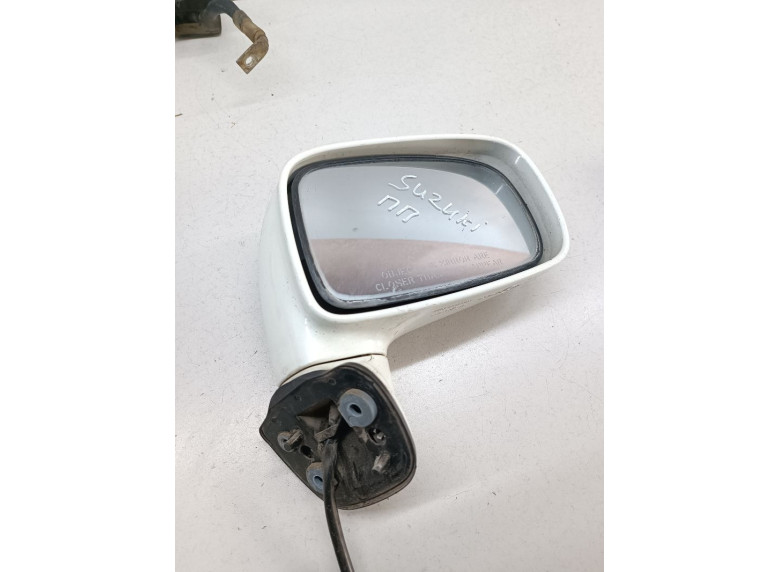 Зеркало наружное правое к Suzuki Aerio, 2001г.