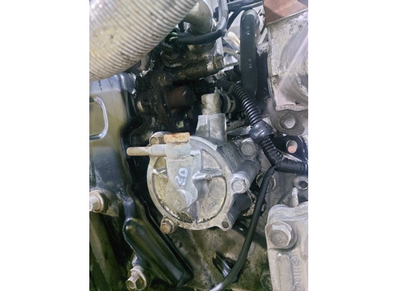 Насос вакуумный к Mitsubishi Fuso Canter