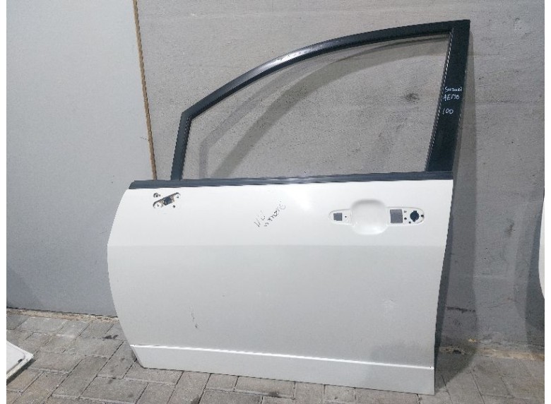 Дверь передняя левая к Suzuki Aerio