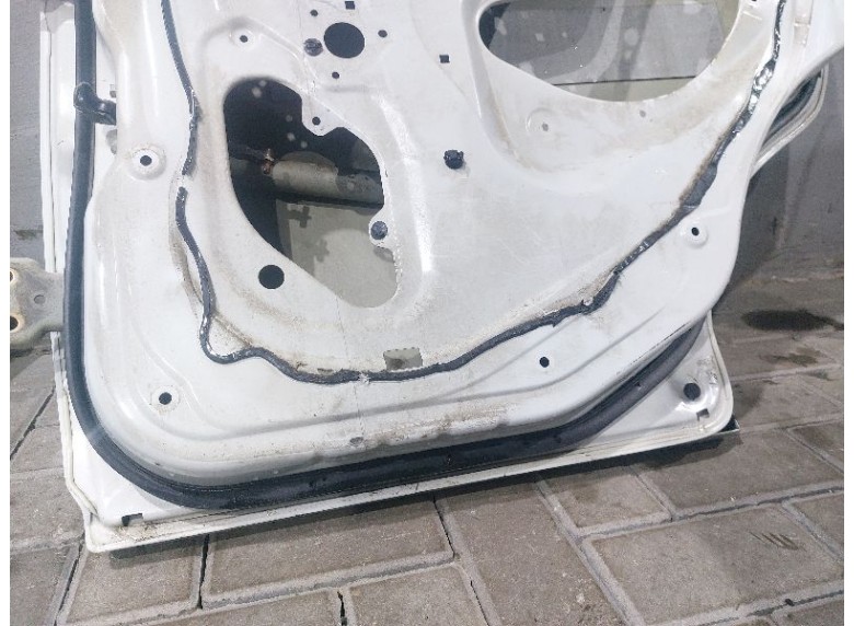 Дверь задняя правая к Дверь задняя правая к Suzuki Aerio undefined г. Aerio