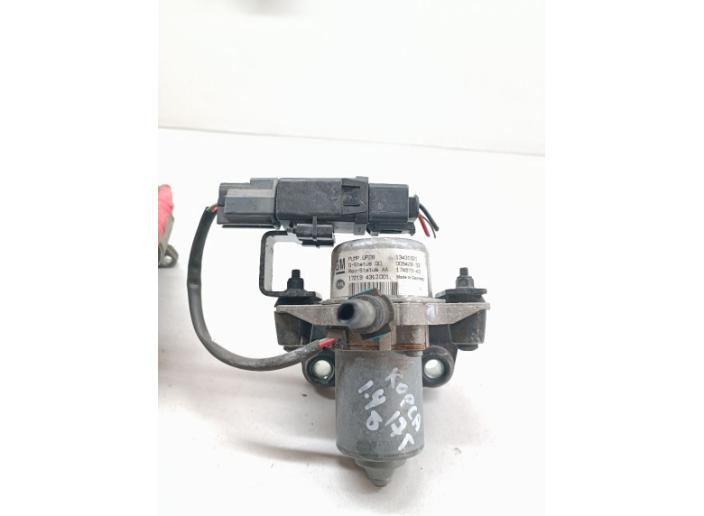 Насос вакуумный к Opel Corsa, 2017г.