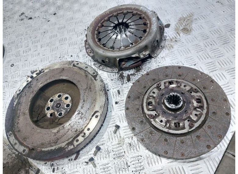 Комплект сцепления к Mitsubishi Fuso Canter