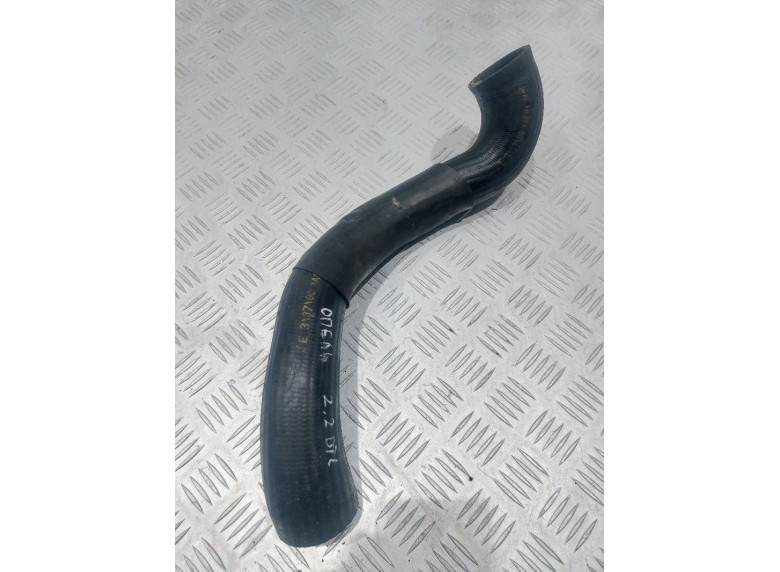 Патрубок интеркулера к Opel Vectra, 2003г.