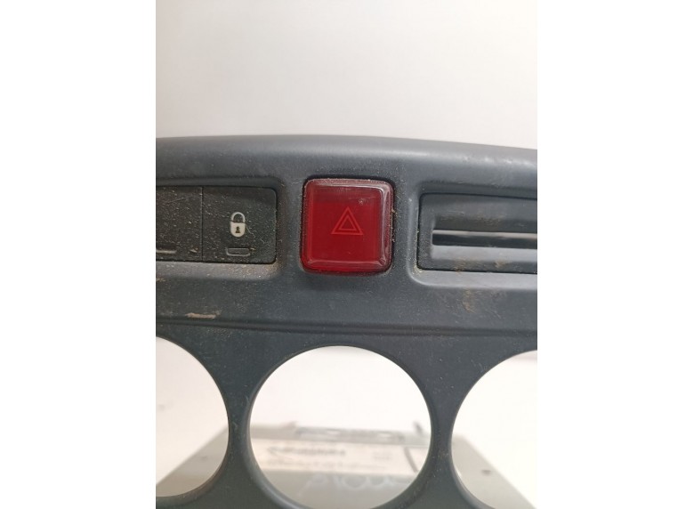 Кнопка аварийной сигнализации к Citroen C3Picasso undefined г.