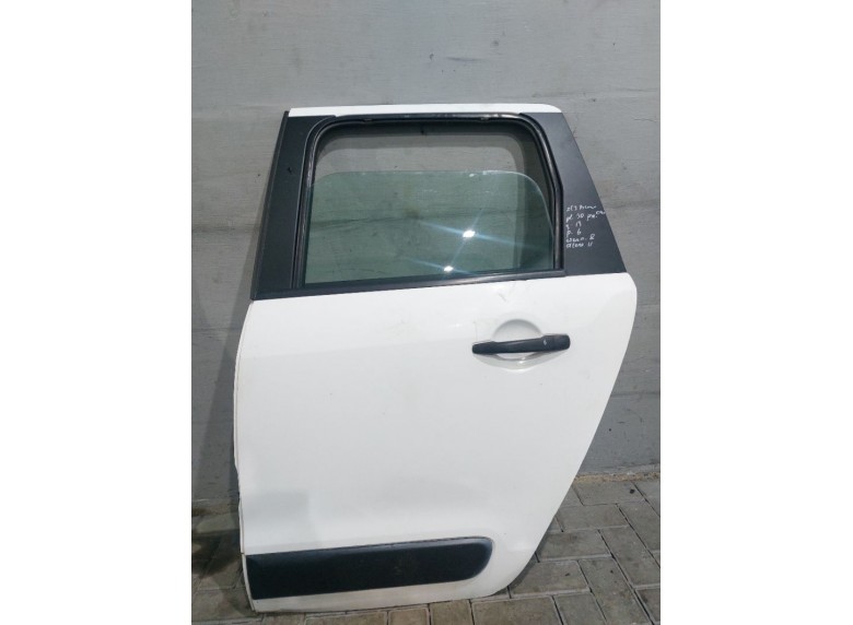 Стекло двери задней левой к Citroen C3 Picasso