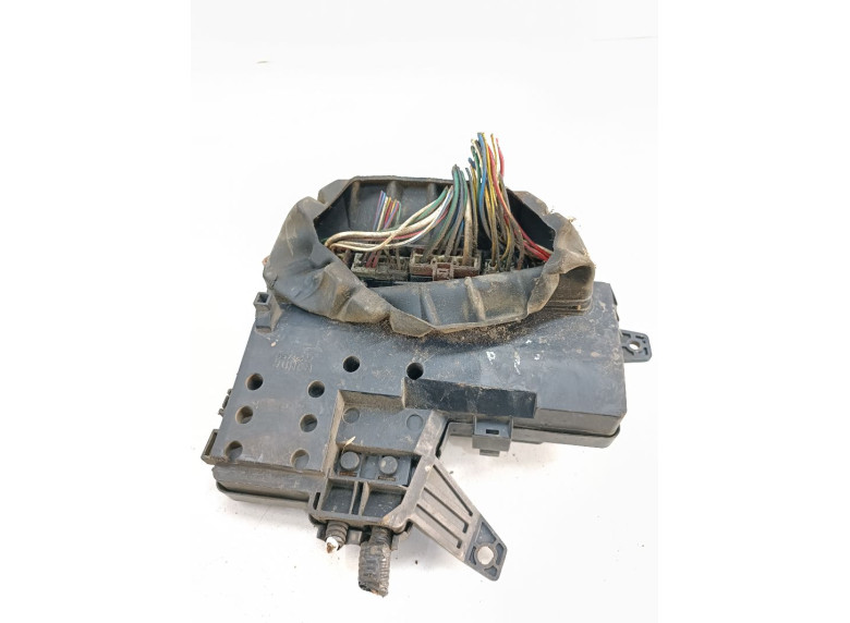 Блок предохранителей к Блок предохранителей к Rover 600 undefined г. 600