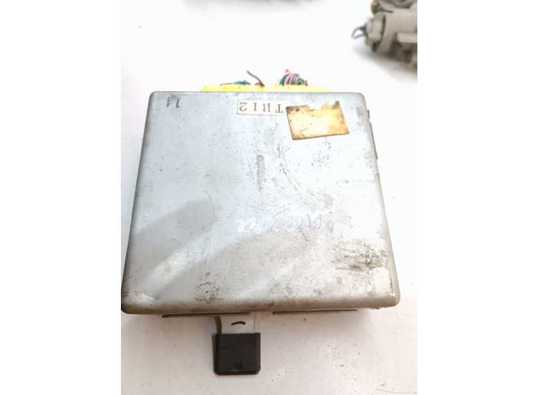 Блок управления двигателем к Mazda Xedos 9