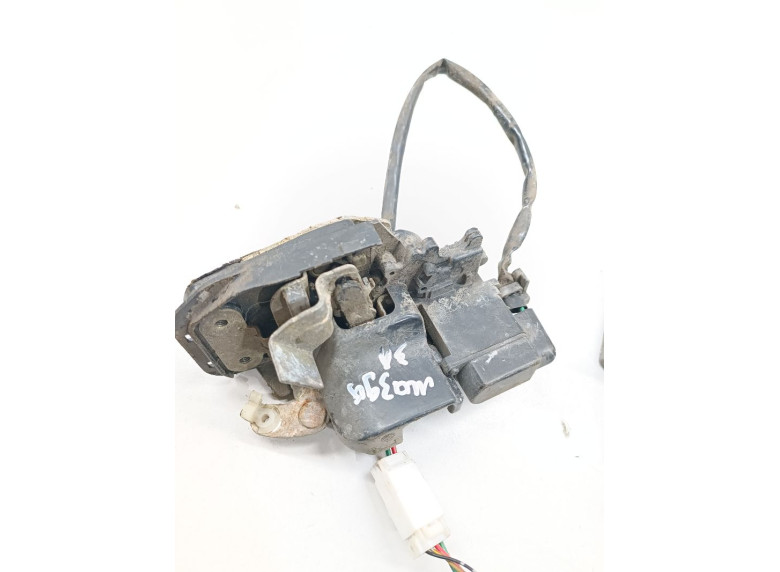 Замок двери задней левой к Mazda Xedos 9