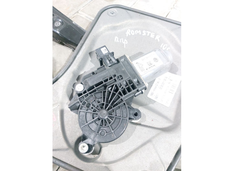 Стеклоподъемник электрический передний правый к Стеклоподъемник электрический передний правый к Skoda Roomster undefined г. Roomster