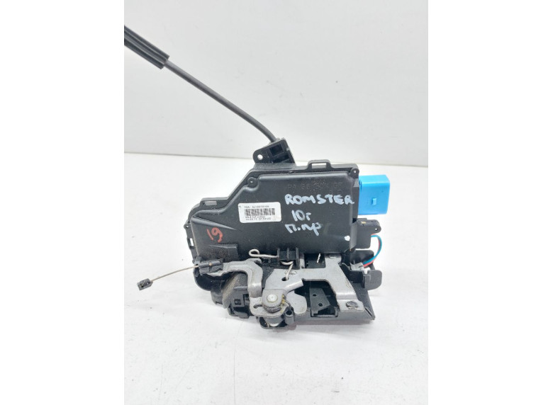 Замок двери передней правой к Skoda Roomster