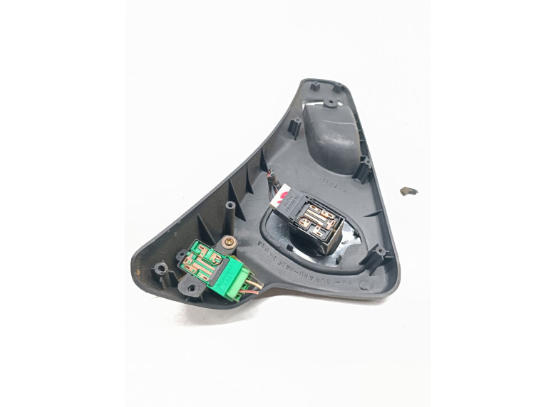 Кнопка стеклоподъемника переднего правого к Кнопка стеклоподъемника переднего правого к Subaru Outback undefined г. Outback