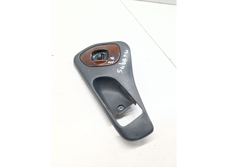 Кнопка стеклоподъемника заднего левого к Subaru Outback