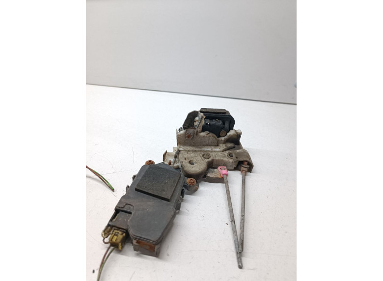 Замок двери задней правой к Замок двери задней правой к Subaru Outback undefined г. Outback