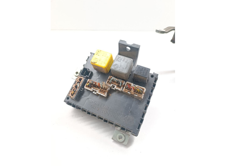 Блок предохранителей к Fiat Punto, 1996г.