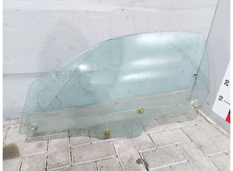 Стекло двери передней левой к Hyundai Coupe