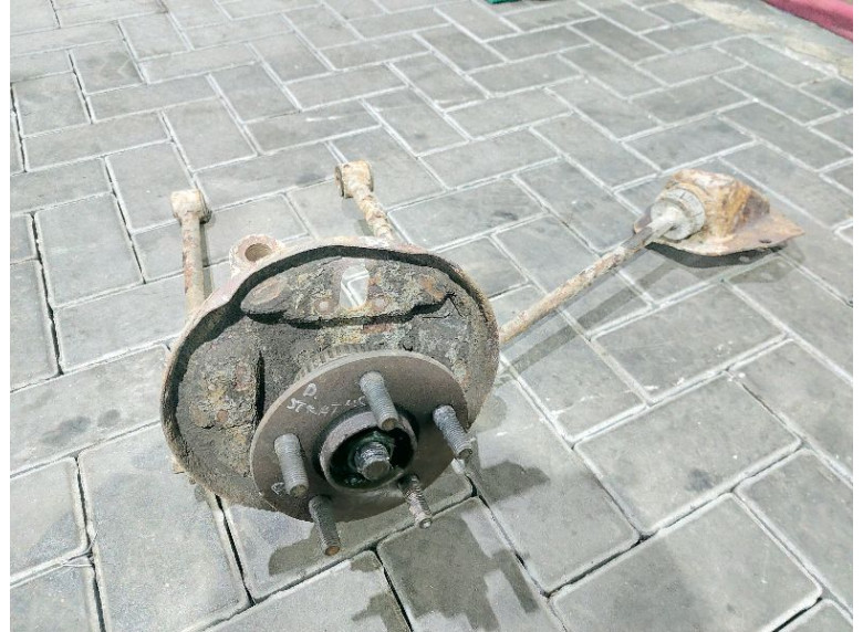 Ступица задняя правая к Dodge Stratus