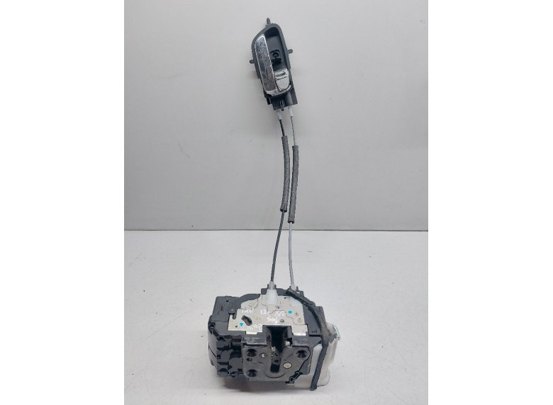 Замок двери передней правой к Hyundai i20